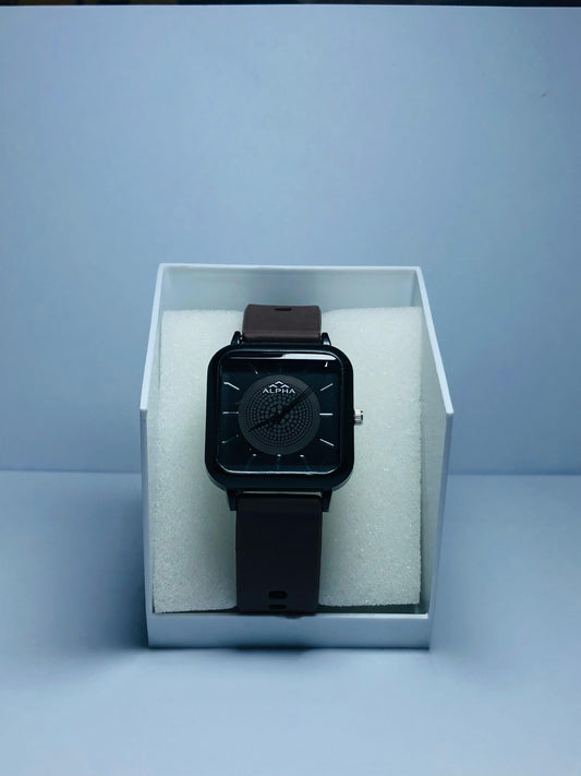 Alpha Square Dial Rubber Strap Watch – Modern Casual Timepiece